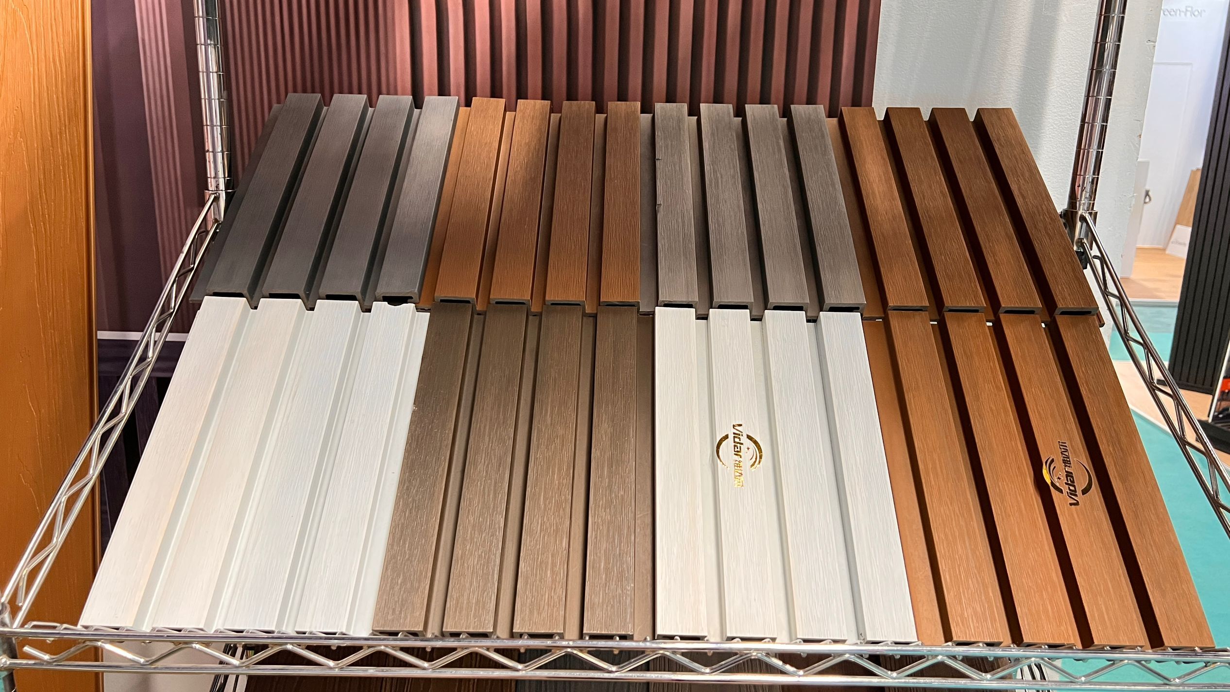 Белые легкоустанавливаемые стеновые панели из ДПК